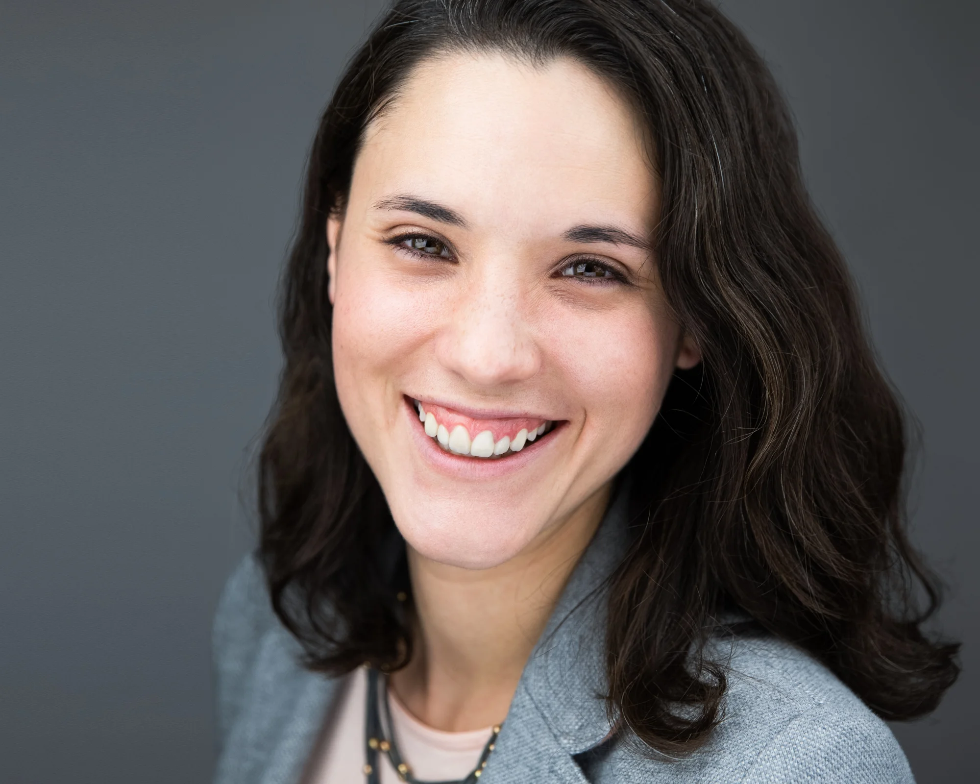 HEADSHOTS — TAYLOR NOEL