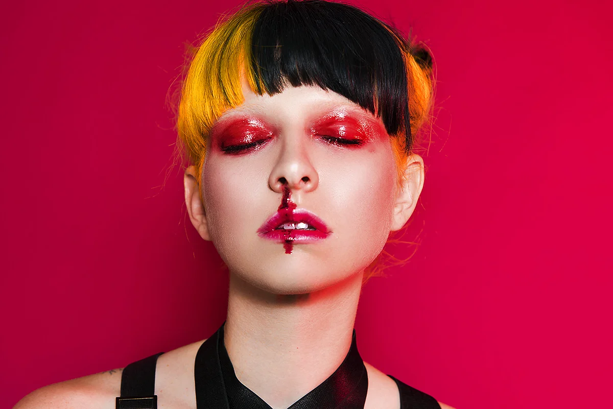 Hollywood Los Angeles Studio Photographer Fashion Beauty Bloody Nose