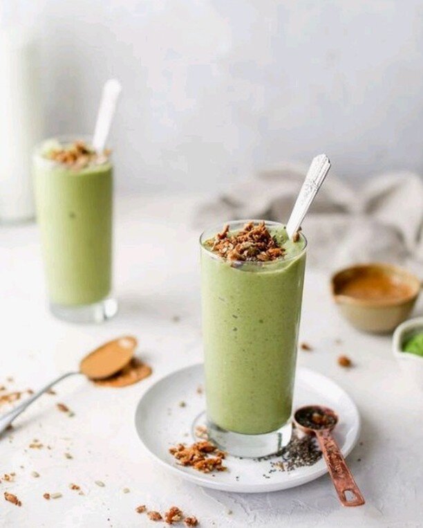 Following on from my last post, if you are short for time or creativity for that first meal of the day then I have a simple nutrient dense option for you.  My Fat Green Smoothie! ⠀⠀⠀⠀⠀⠀⠀⠀⠀
Full of greens, fibre, protein and fats...this little green m