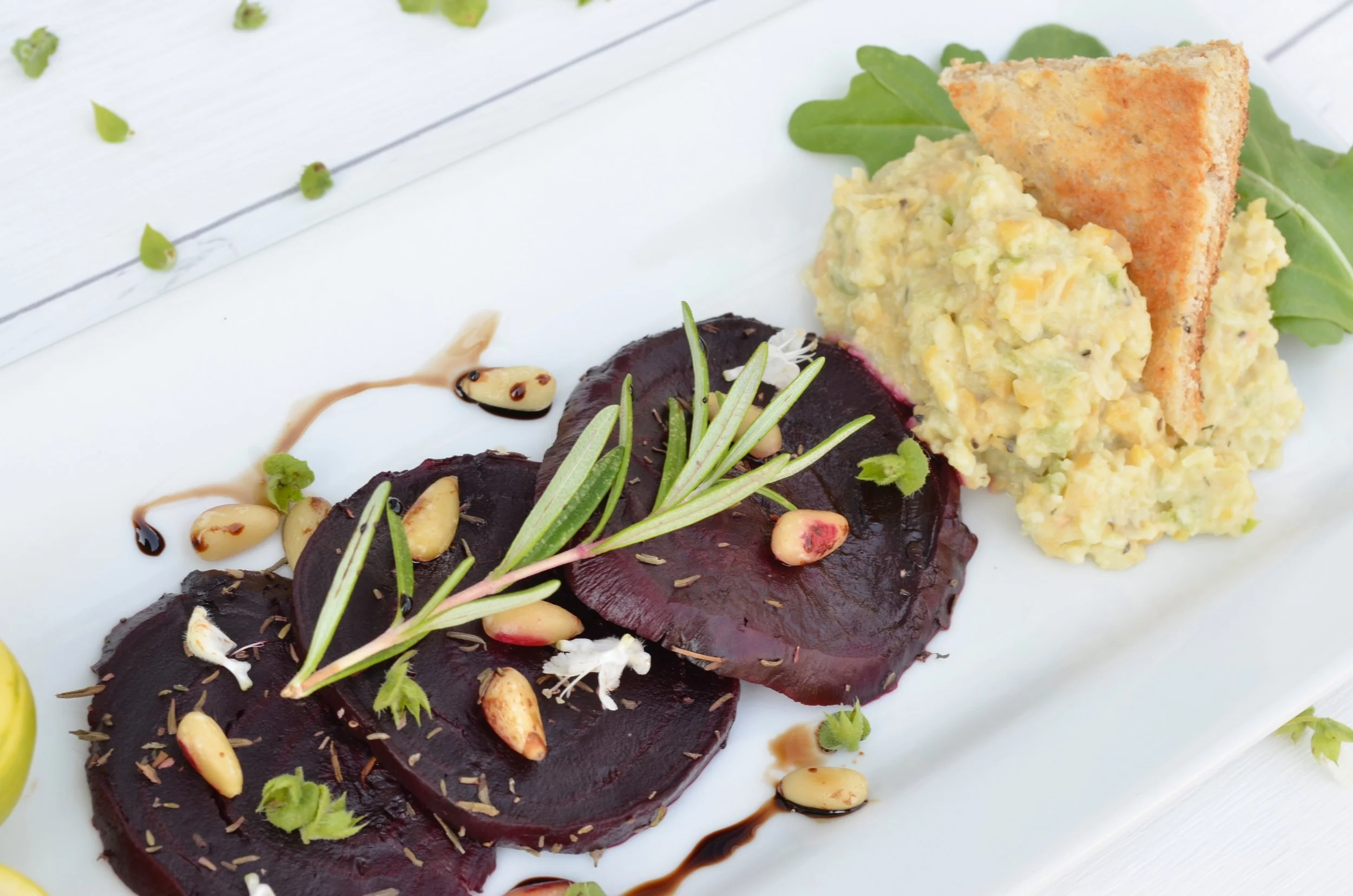 roasted beet and chickpea salad
