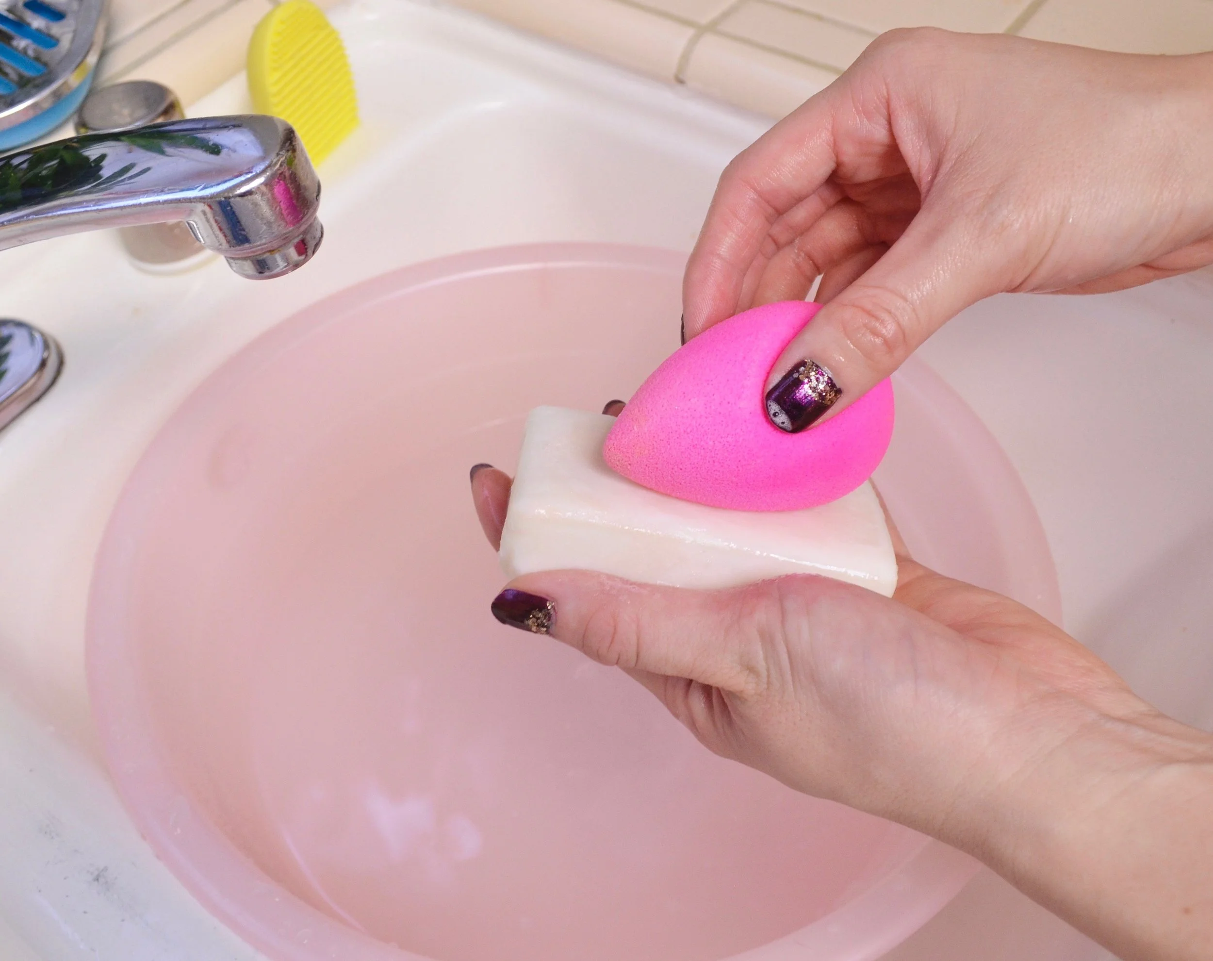 the-best-makeup-brush-cleaner_dsc0207