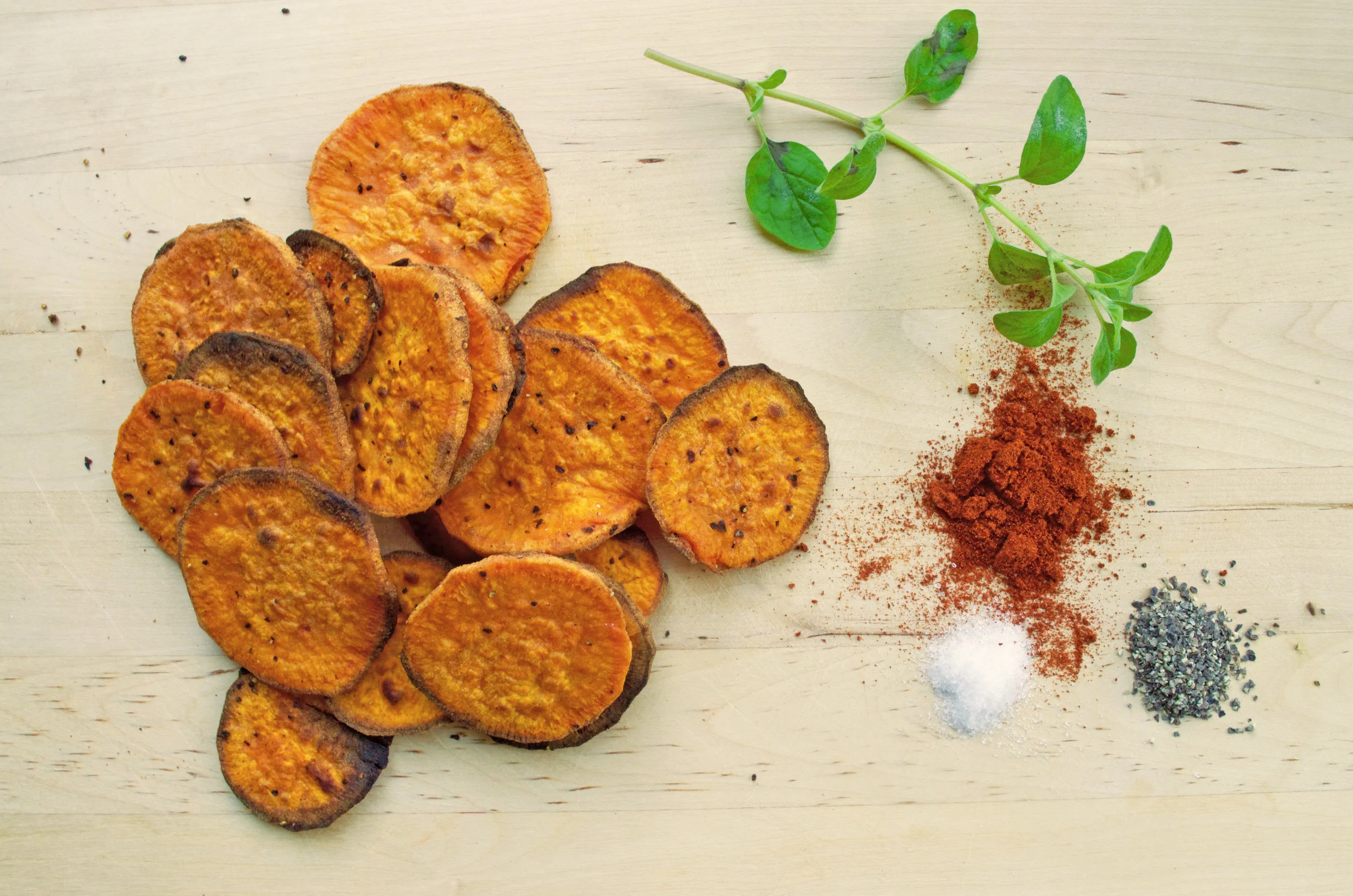 Healthy-Snack-Sweet-Potato-Chips_DSC0040.jpg