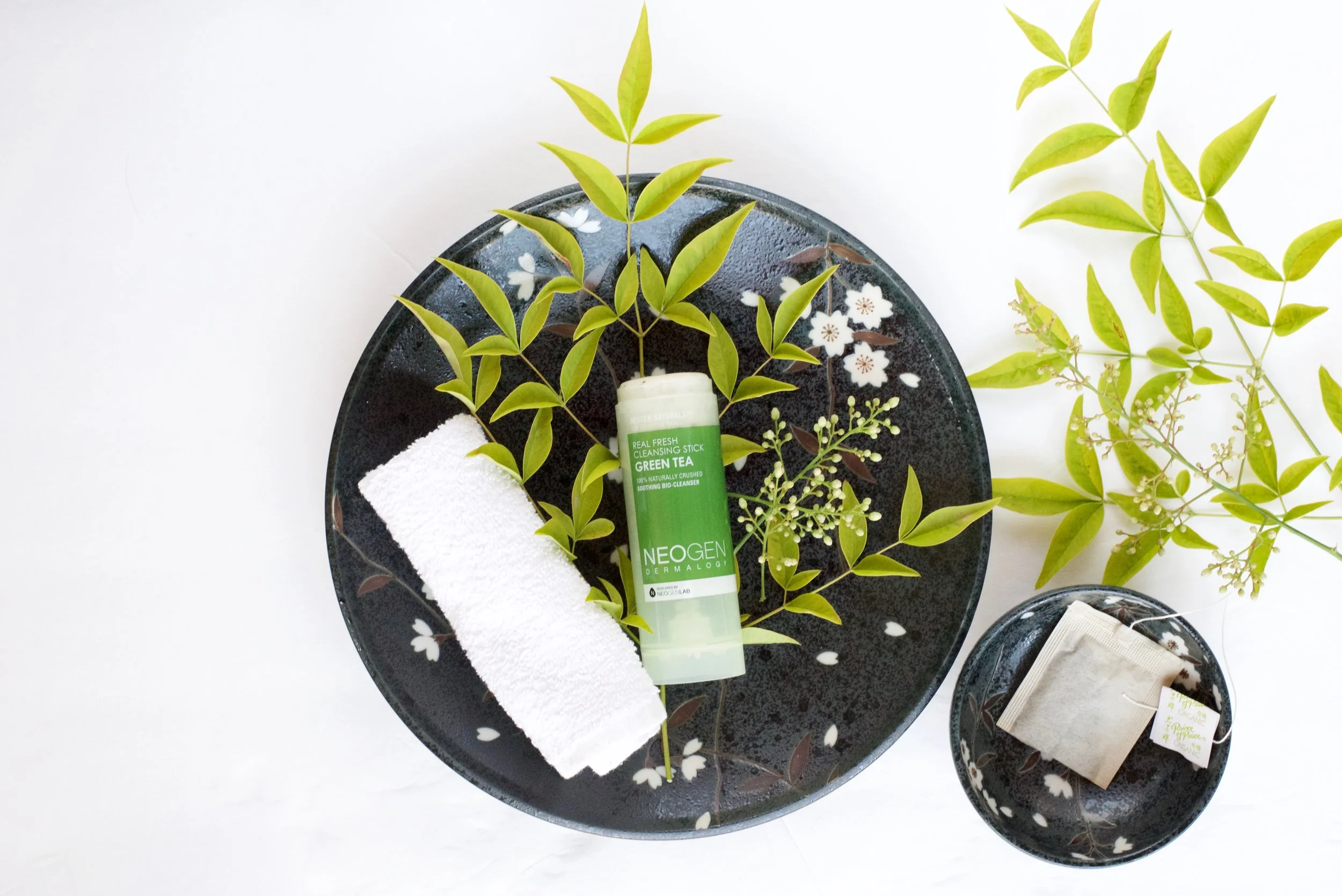 Neogen-Real-Fresh-Cleansing-Stick-Green-Tea_DSC_3644.jpg