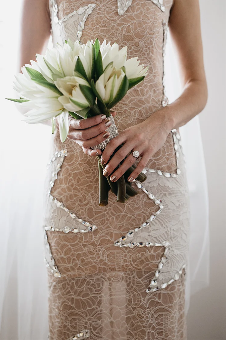 ELLE_Website_Concept01_Bridal_Corey&Simon_Portrait_750(W)x1125(H)px_02.jpg