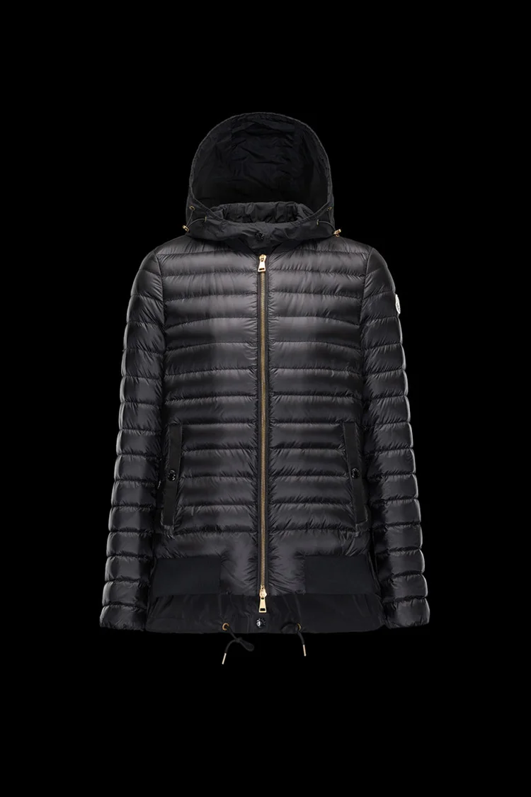 17.05.02-Just-a-few-Wardrobe-Essentials_BlogPost_750(W)x1125(H)px_18.jpg