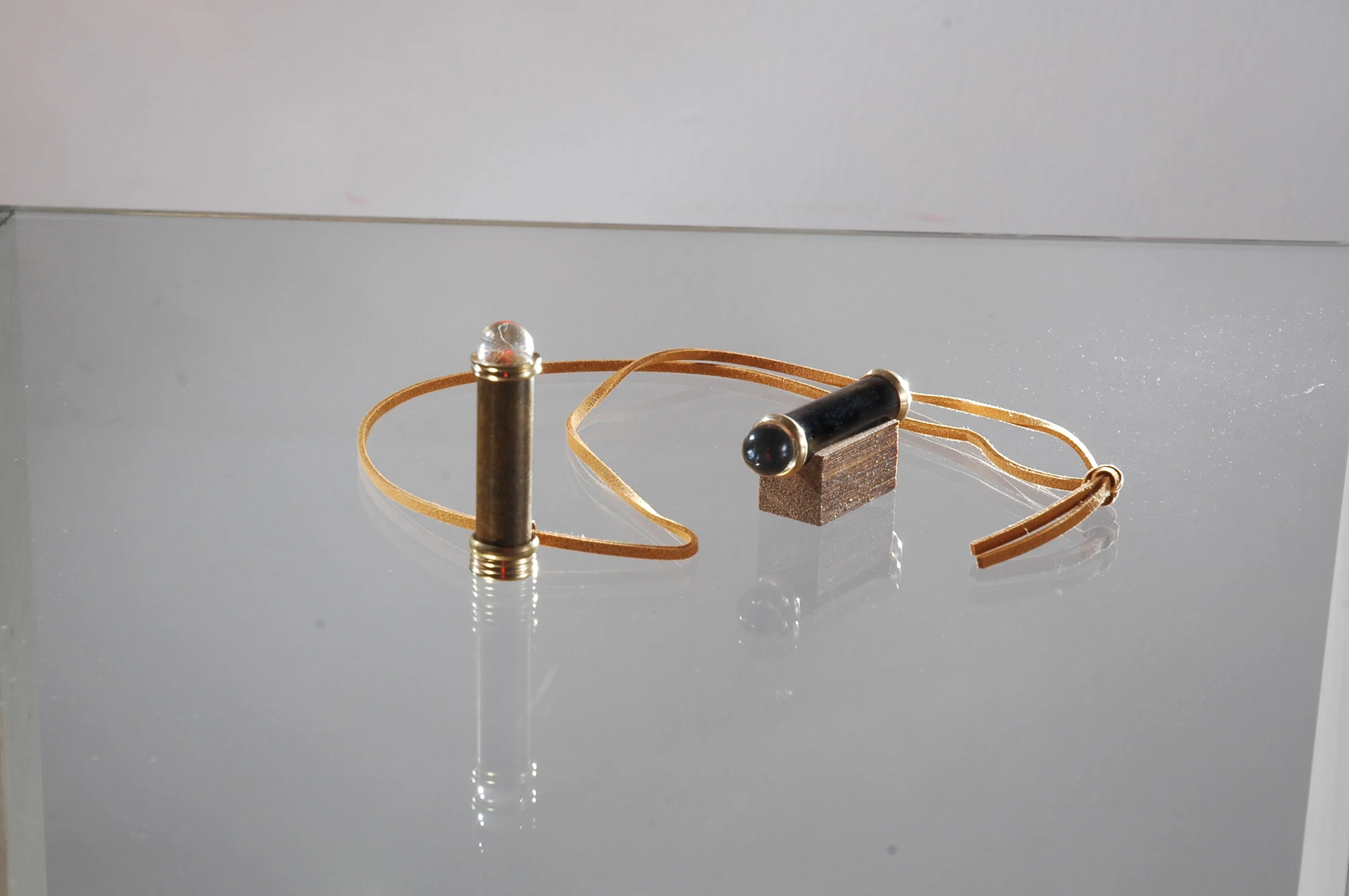 MINI TELEIDOSCOPE ON A STAND AND WITH CORD.jpg