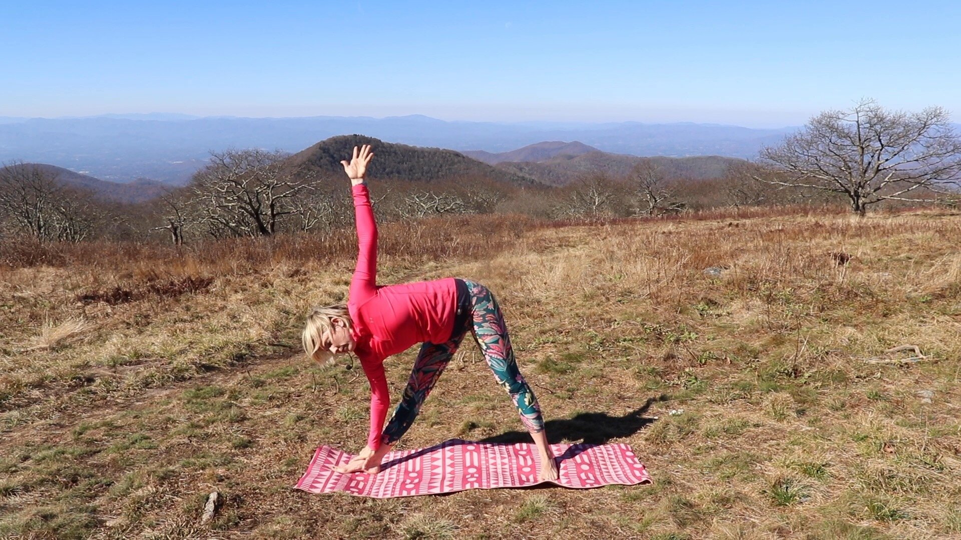 How-To-Do-Moon-Salutations-Yoga-Step-11.jpeg