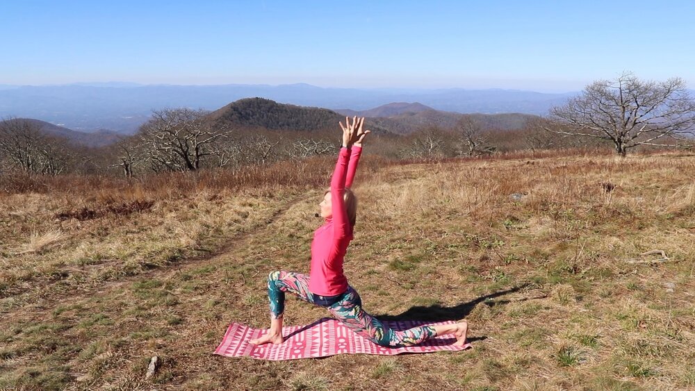 How-To-Do-Moon-Salutations-Yoga-Step-18.jpeg