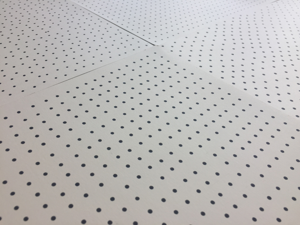 A series of drawing experiments - how hand drawn grids compare with computer algorithm-generated ones. Comparing controlled disorder within nature and precision engineering.