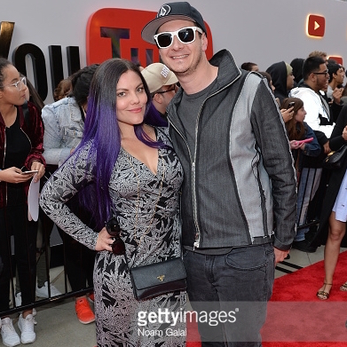  Corinne and Rob on the 2017 YouTube Brandcast Event Red Carpet.&nbsp; 