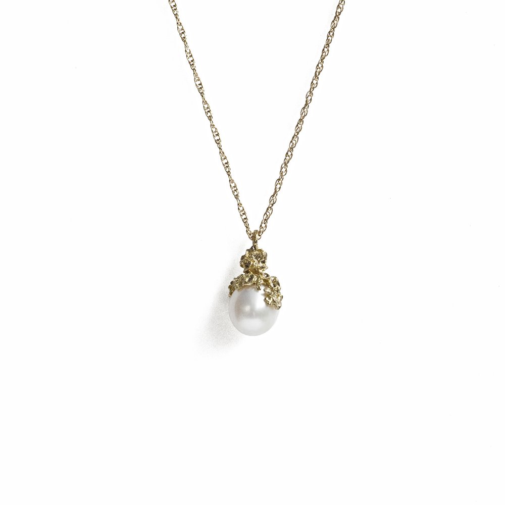 50% Off Unusual Vintage Faux Baroque Pearl Perfume Locket Necklace Clip  Earrings Set