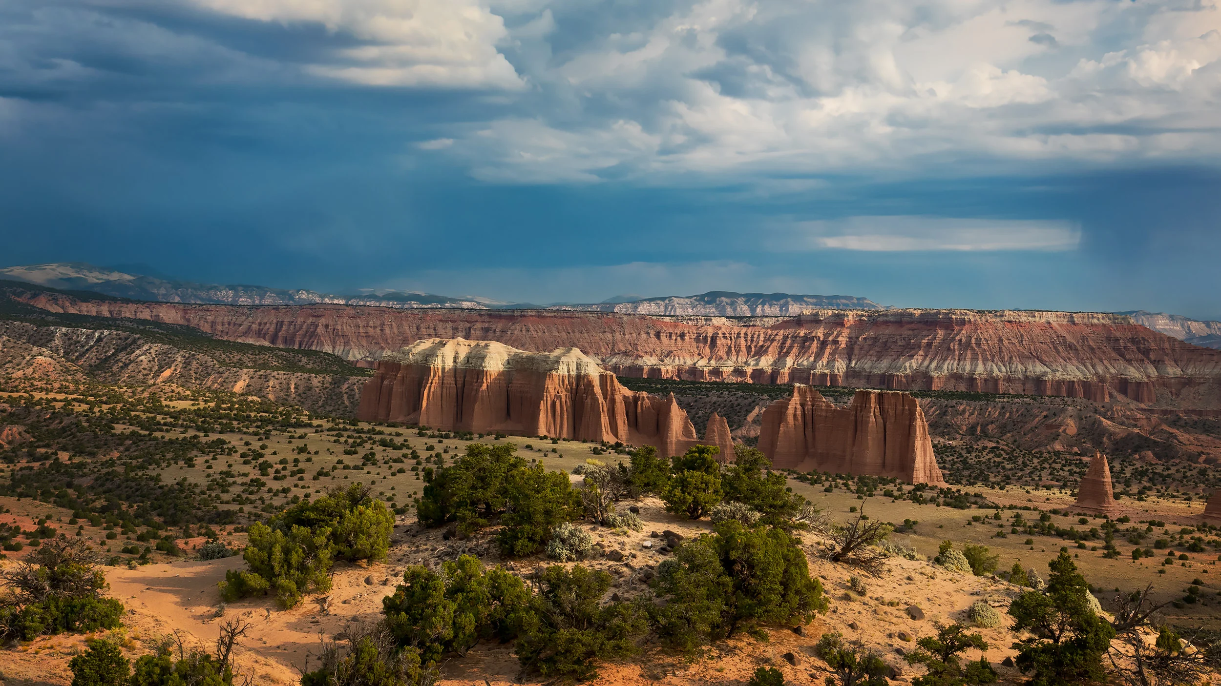 Upper Catheral Valley Overlook