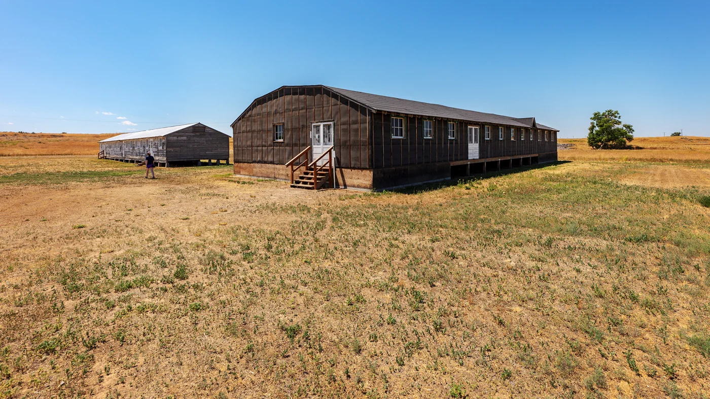 Mess hall and barracks, Minidoka