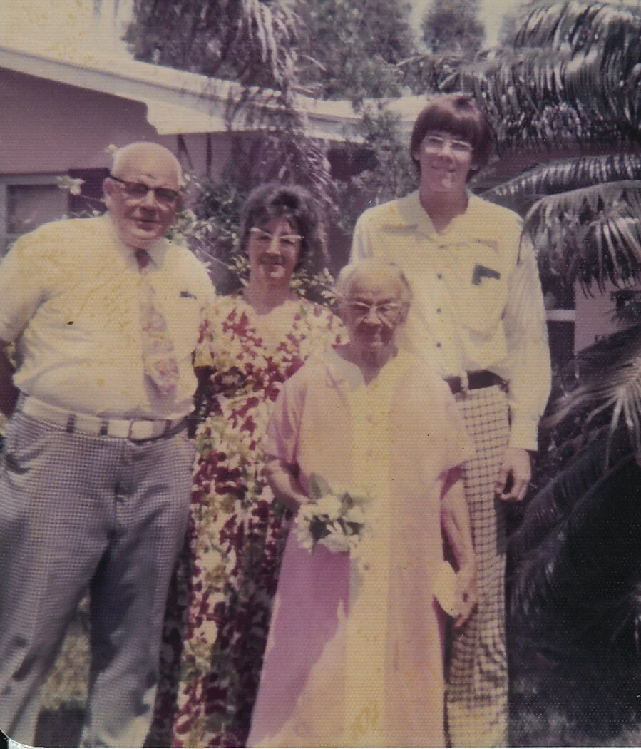 Hubert Marge Theresa Paul 1975