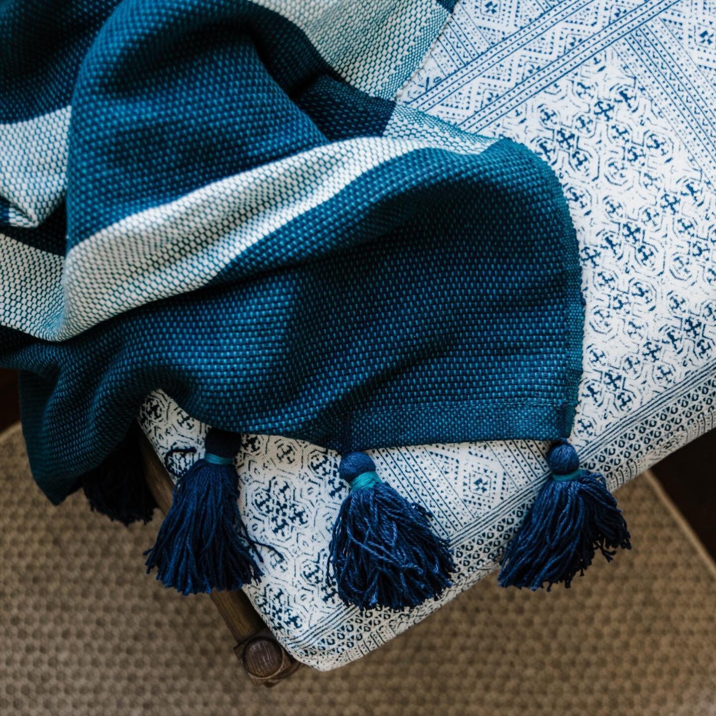 A space is a sum of all of its parts. Subtle or bold, thinking about each texture, pattern and colorway allows us to create the perfect nest for our clients.

📷 @brenna_lynnn 
.
.
.
#blue #interiordesign #textures #decor #cushions #fridayfeeling