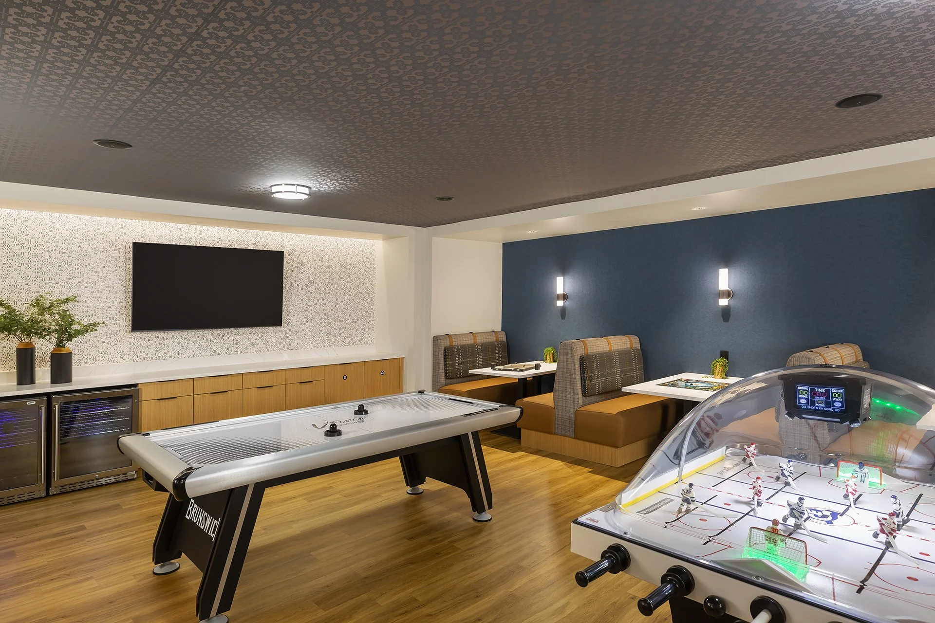 GameRoom_Booths_2024_06_21.jpg