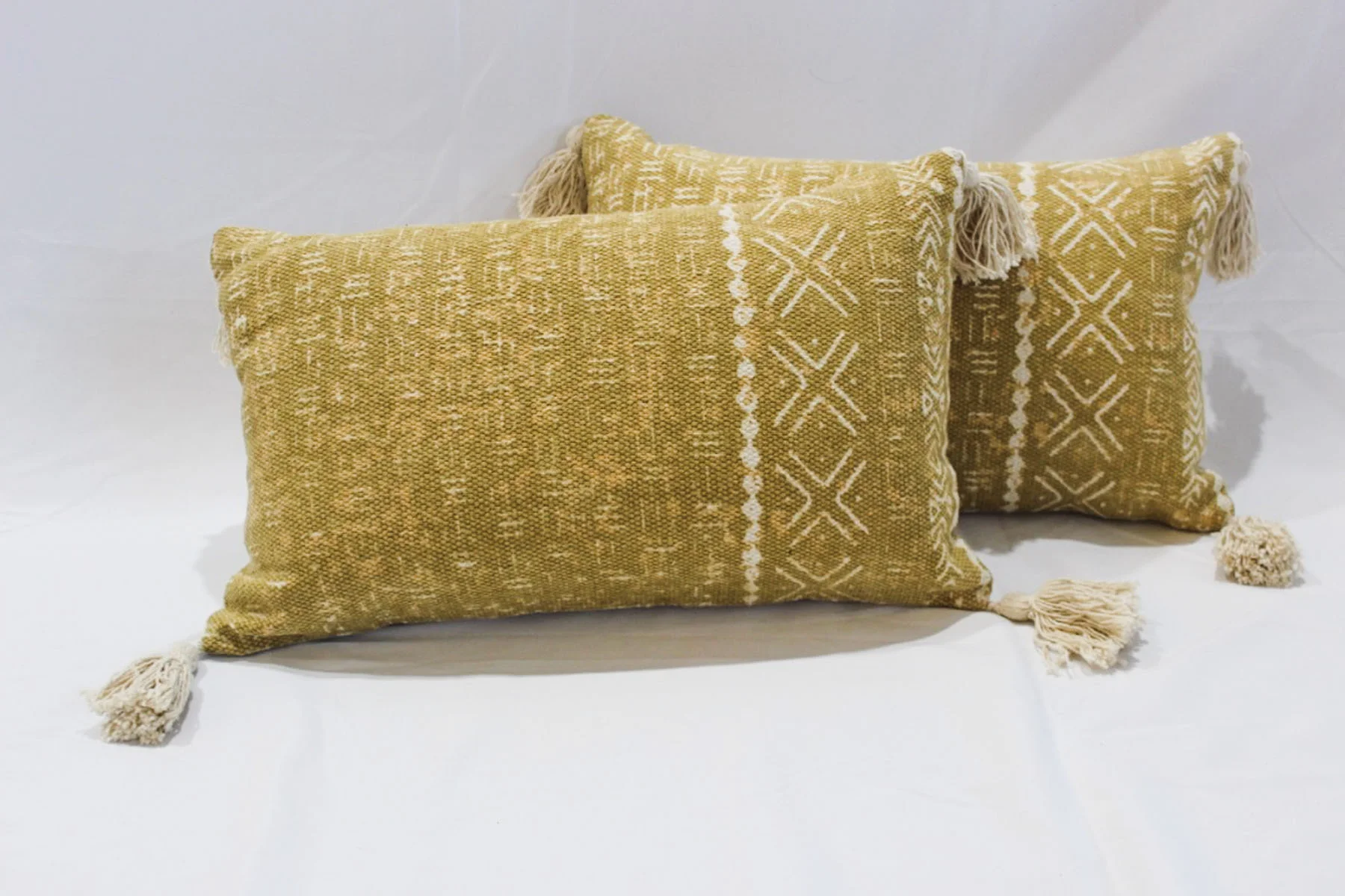 Yellow Mudcloth Pillows Scavenged Vintage Rentals Specialty Wedding And Event Rentals In Tulsa Oklahoma