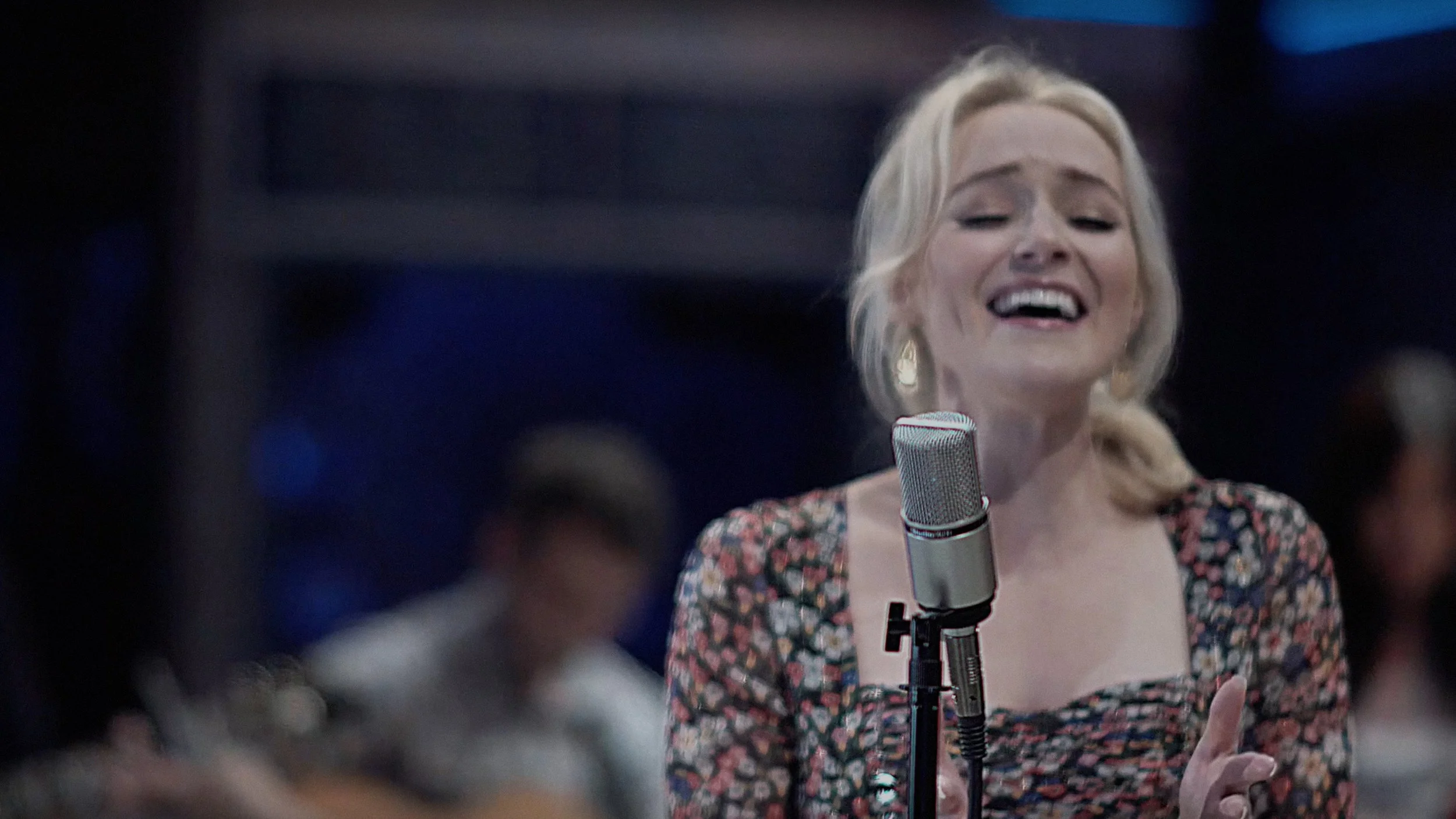 bwolfe-waitressvideo-cover.jpg