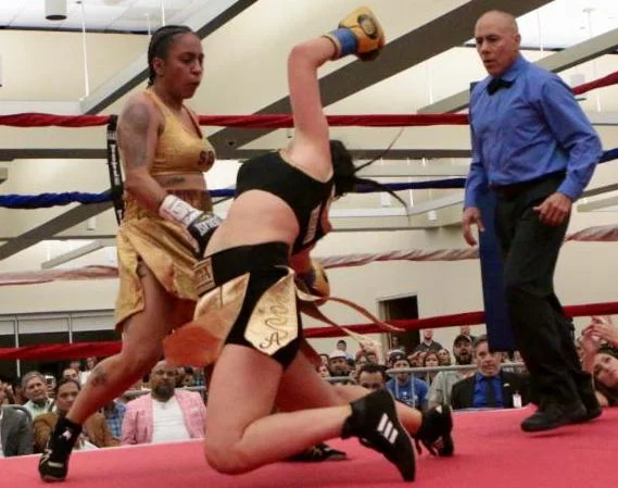 CORPUS CHRISTI “HOOKS” A HEAVYWEIGHT SHOWDOWN