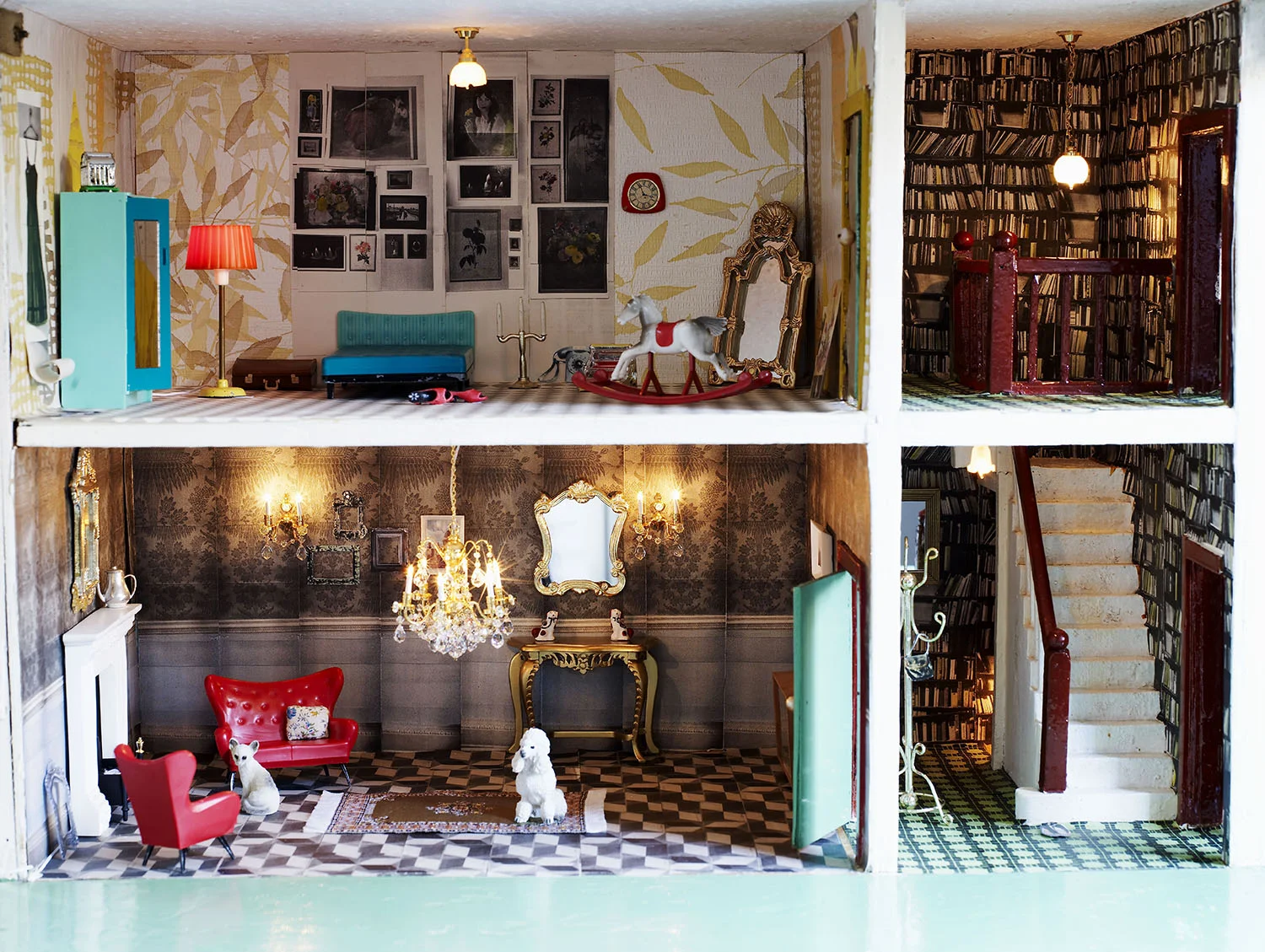 DollsHouse-001.jpg