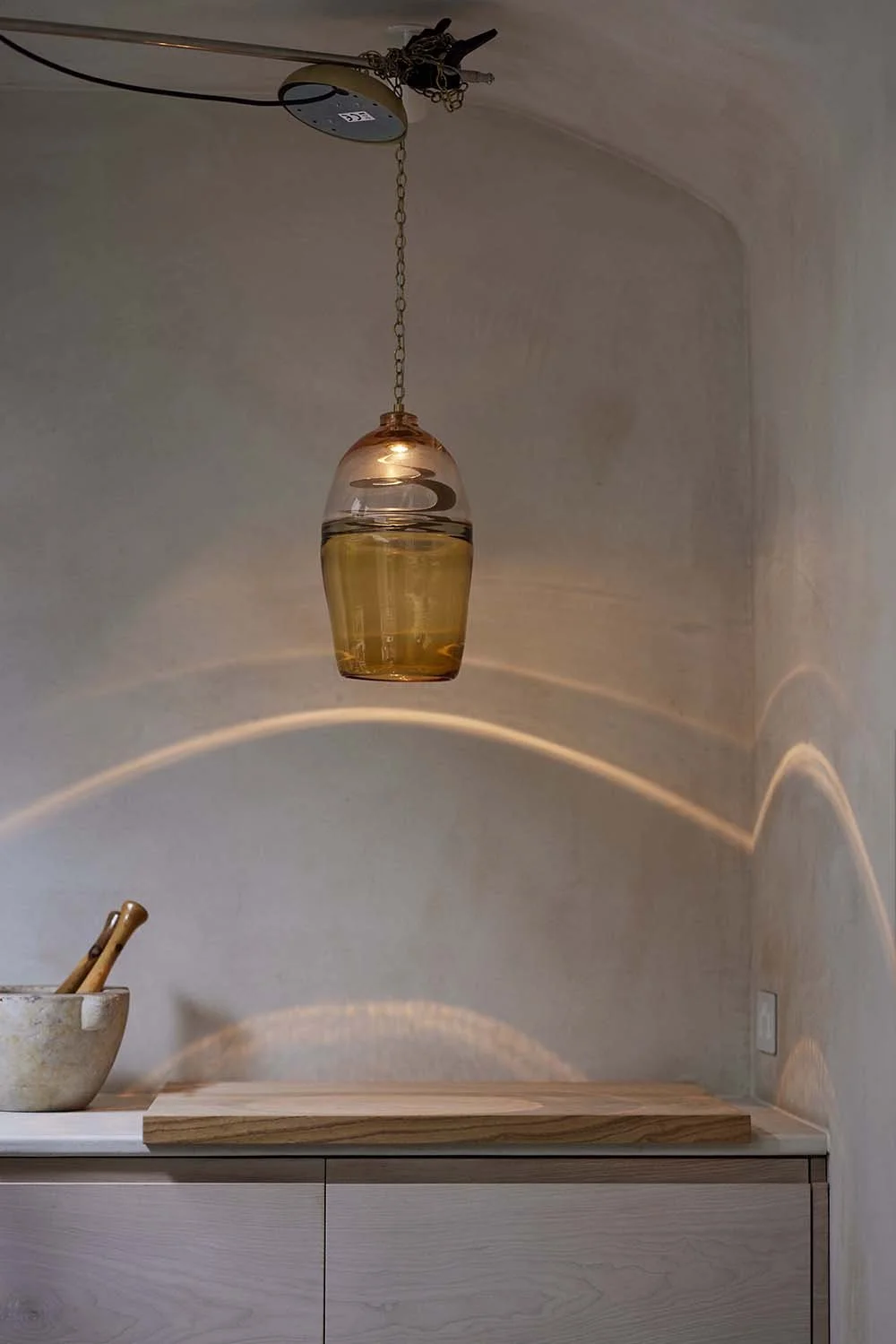 OCHRE_SHOT_11_ENCALMO_MEDIUM_PINK_509 1.jpg