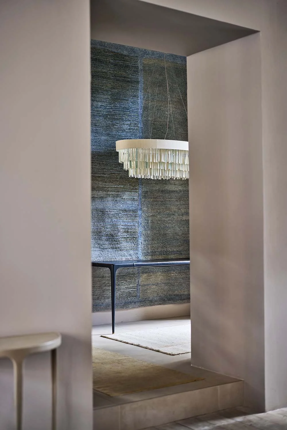 Aquarelles oval, wisp desk.jpg