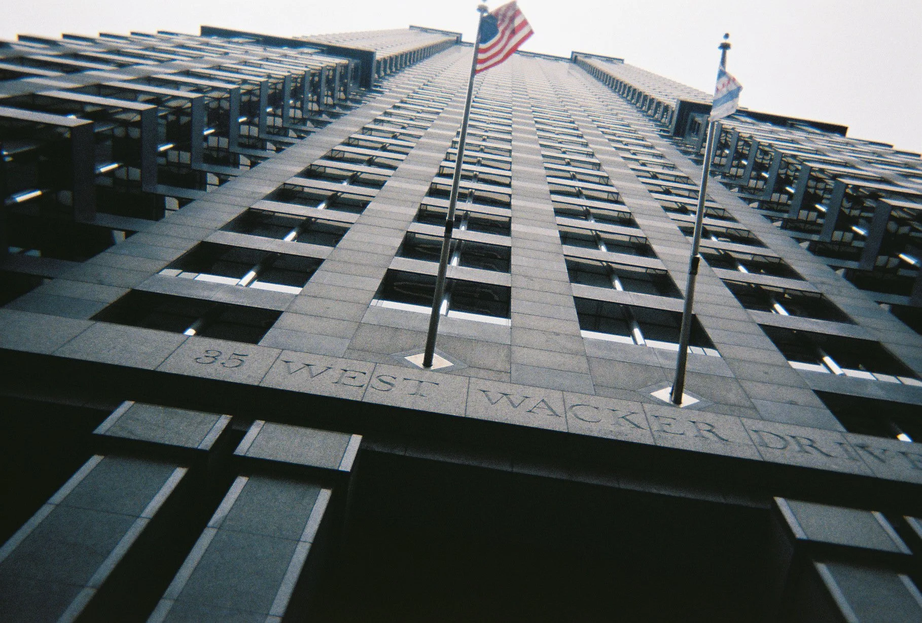  Chicago, IL    disposable camera    Kodak Gold 200, 35mm film 