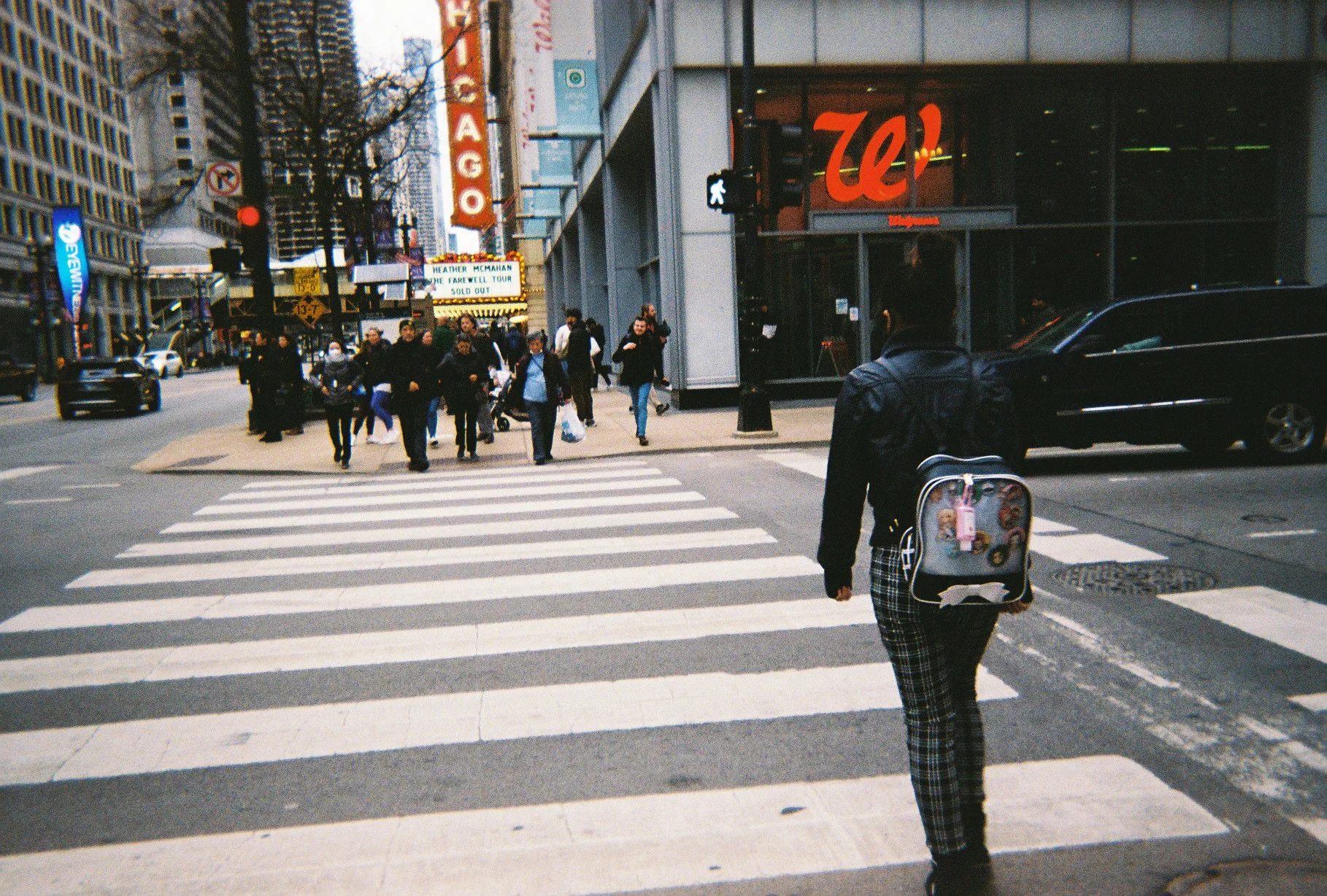  Chicago, IL    disposable camera    Kodak Gold 200, 35mm film 
