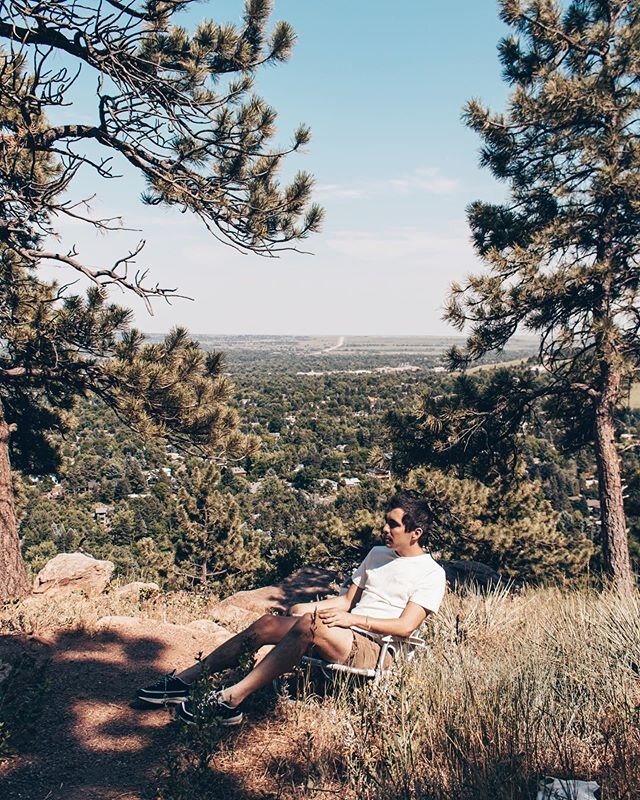 The chair chronicles &bull;
&bull;
&bull;
#boulder#colorado#outdoors#mountainman#denver#denvercolorado#model