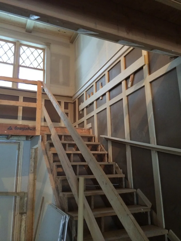 Molding going up the wall!