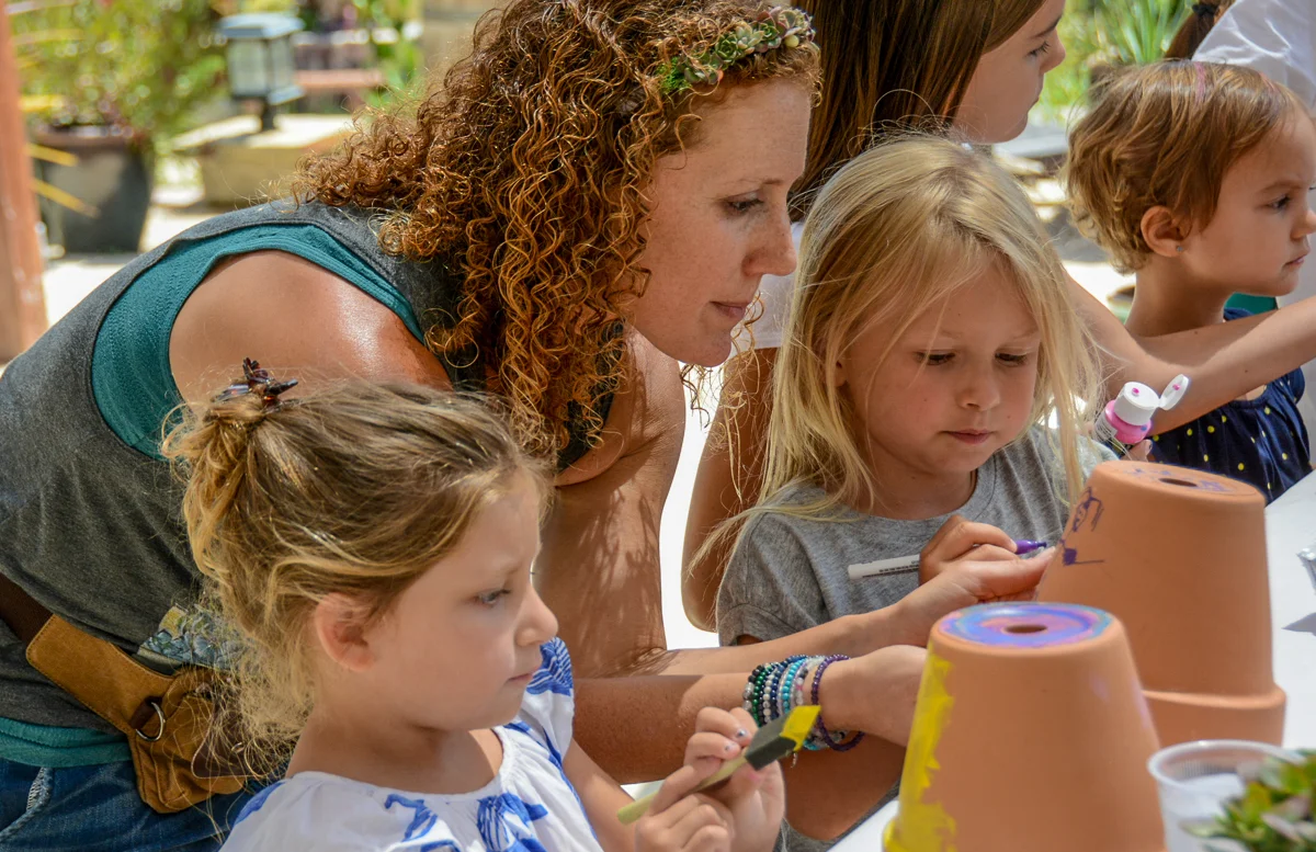 infinitesucculent_childrensworkshops D71_8691.jpg
