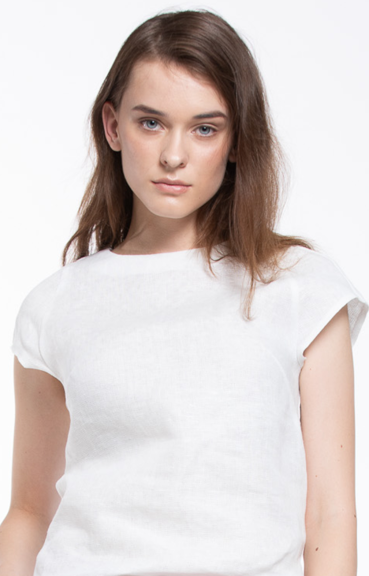 BIBIANA Linen Top with Cap Sleeves 