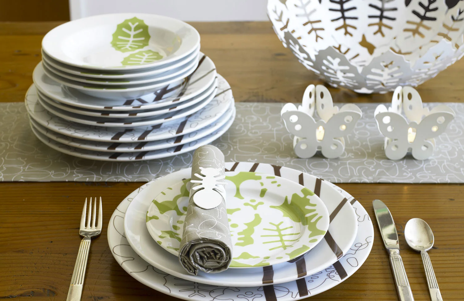 Season_dinnerware_lifestyle.jpg
