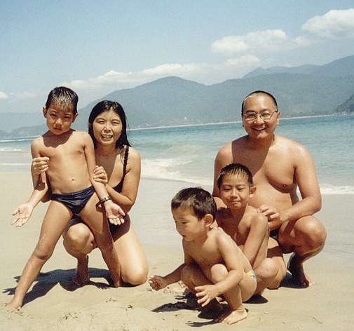 "The Shimizu family on the beach." I don't know why I included this one. The colors, I guess.