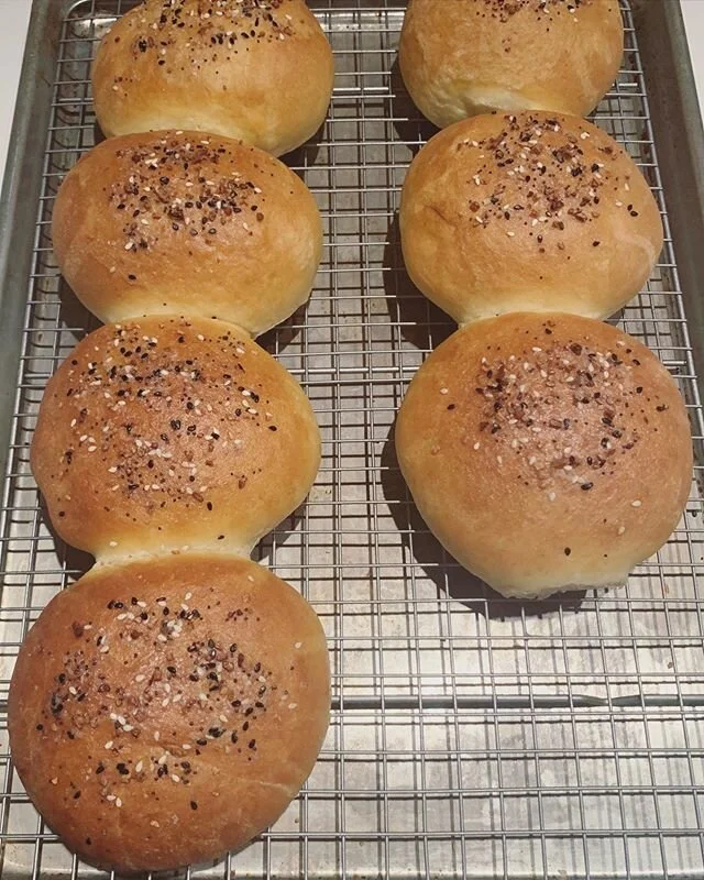 things i learned from making these burger buns (that i&rsquo;m VERY FUCKING PROUD OF):⁣
1. thoughts like &ldquo;that looks easy&rdquo; is never so when it comes to yeast. because she&rsquo;s a living organism and it&rsquo;s like dealing with a rogue 