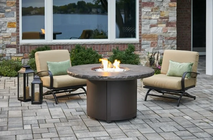 marbleized-noche-beacon-chat-height-gas-fire-pit-table.jpg