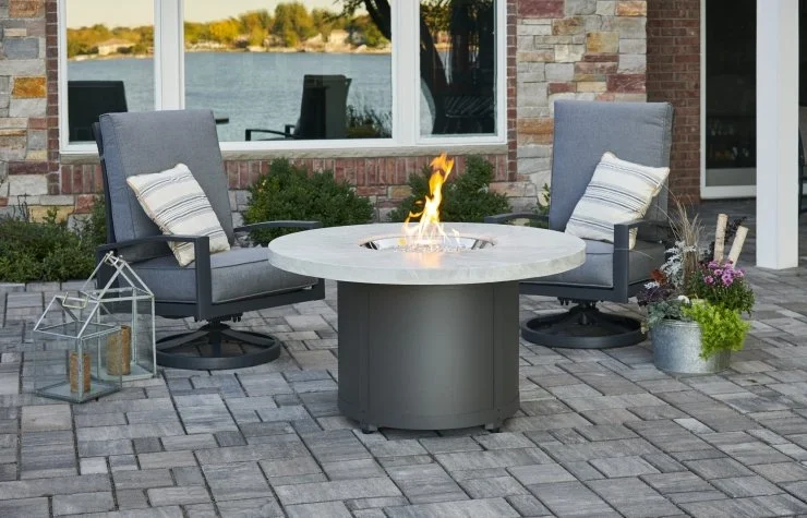 white-onyx-beacon-chat-height-gas-fire-pit-table.jpg