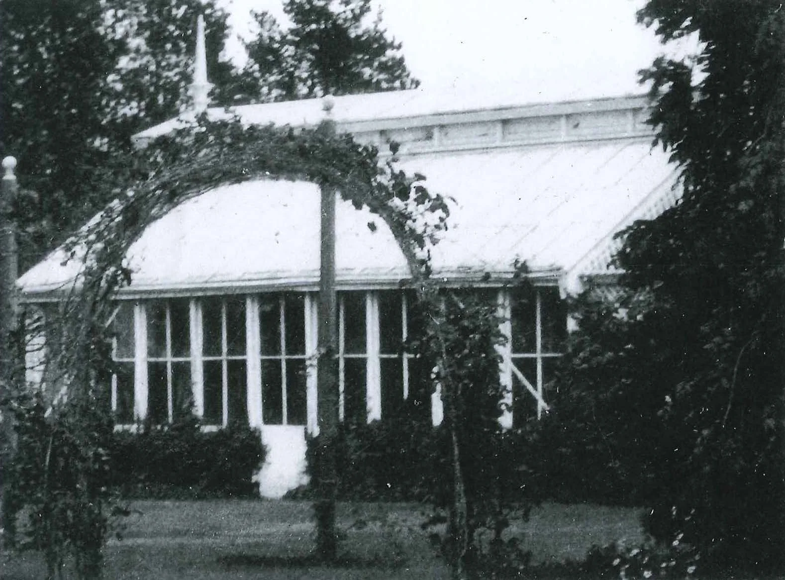 Pages from 160218-Enlarged_original_Photos-2.jpg