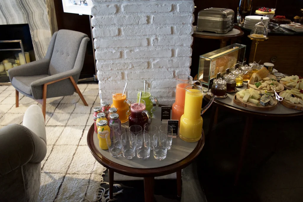 cafe3a.jpg