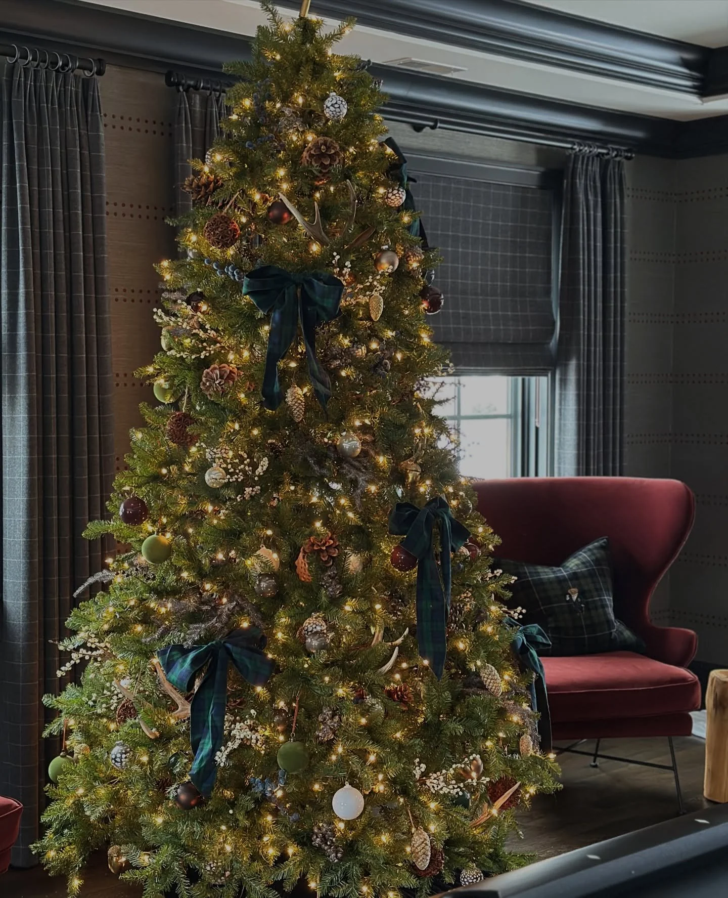 we designed this tree years ago, well before Ralph Lauren Christmas aesthetic was trending. that&rsquo;s the thing about good design, like Ralph, it&rsquo;s timeless, handsome, always chic and always on trend. 

we used antlers, star anise ornaments,