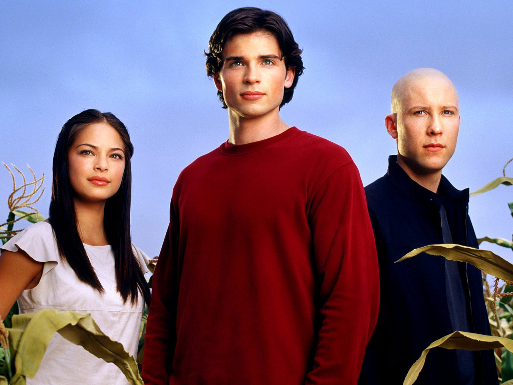 Kristen Kreuk as Lana Lang, Tom Welling as Clark Kent, and Michael Rosenbaum as Lex Luthor from Smallville