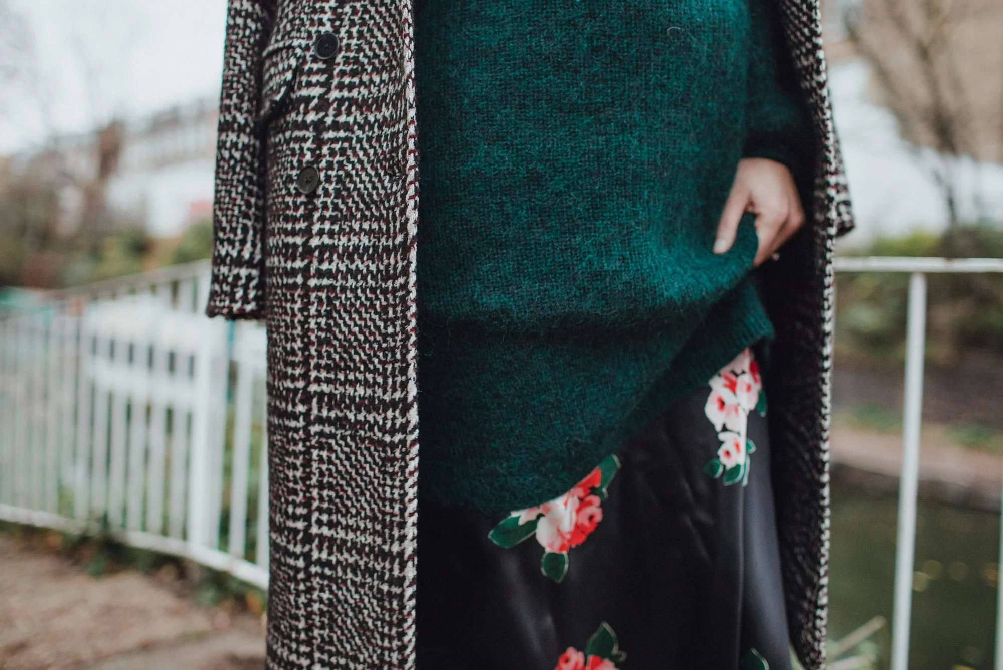 Skirt-and-jumper_5.jpg