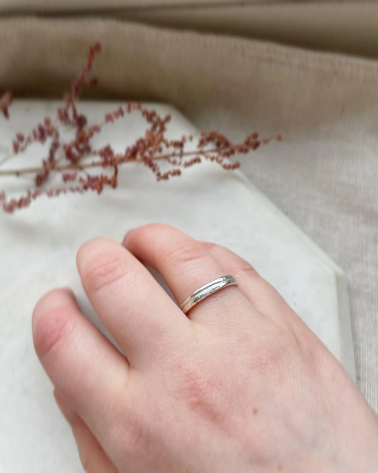 B7AF7477-4BA7-44B8-A3F8-8DC40091279D