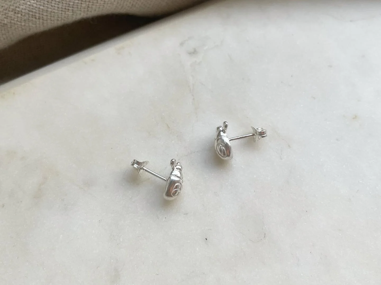 F9B5A1EA-AD5A-4FA0-A880-61DD123DA134