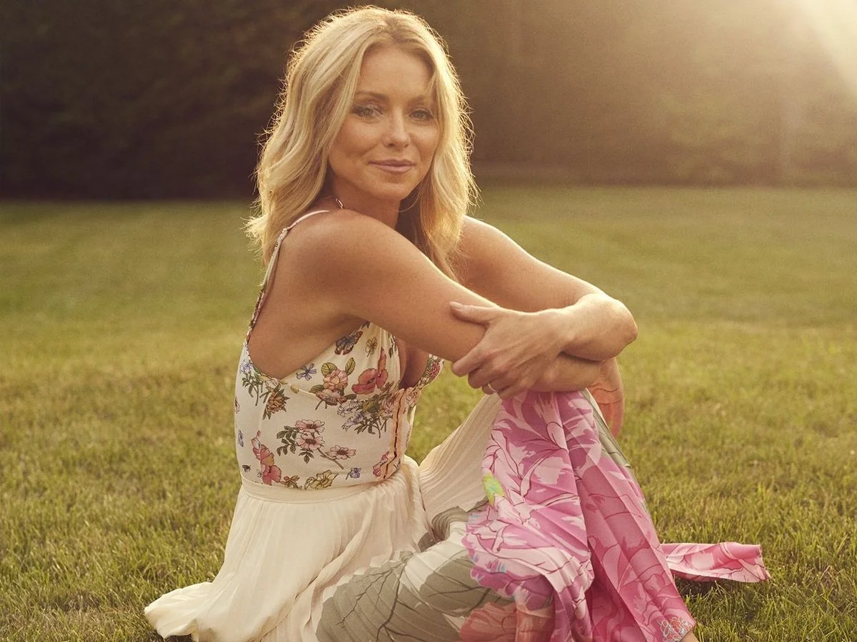 SUMMER BREEZE KELLY.jpg
