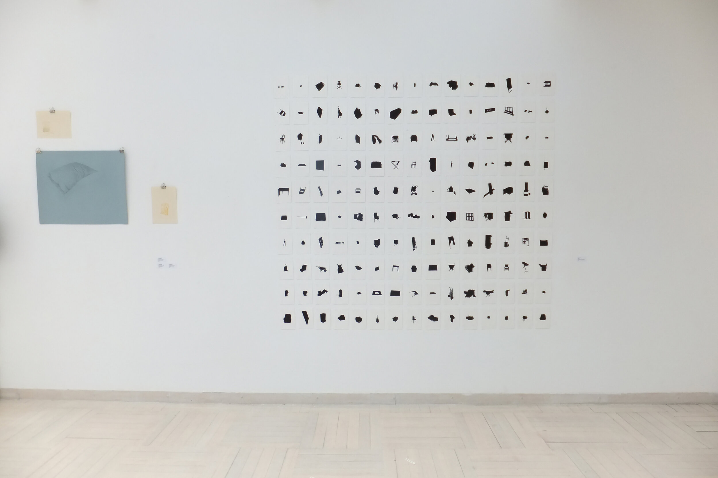  Vista da exposição coletiva ‘Noroeste, Sudoeste’, Lugar do Desenho, Porto, Portugal, 2019 