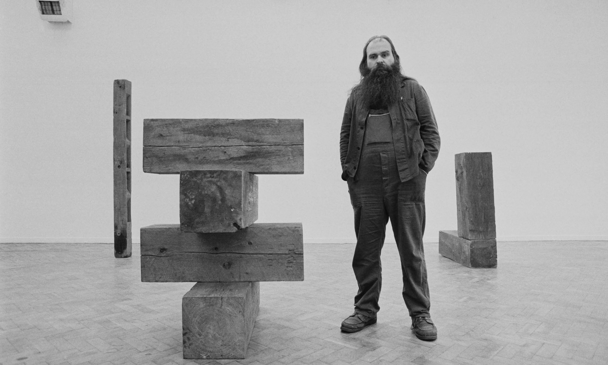  Carl Andre. Crédito: Evening Standard/Getty Images 