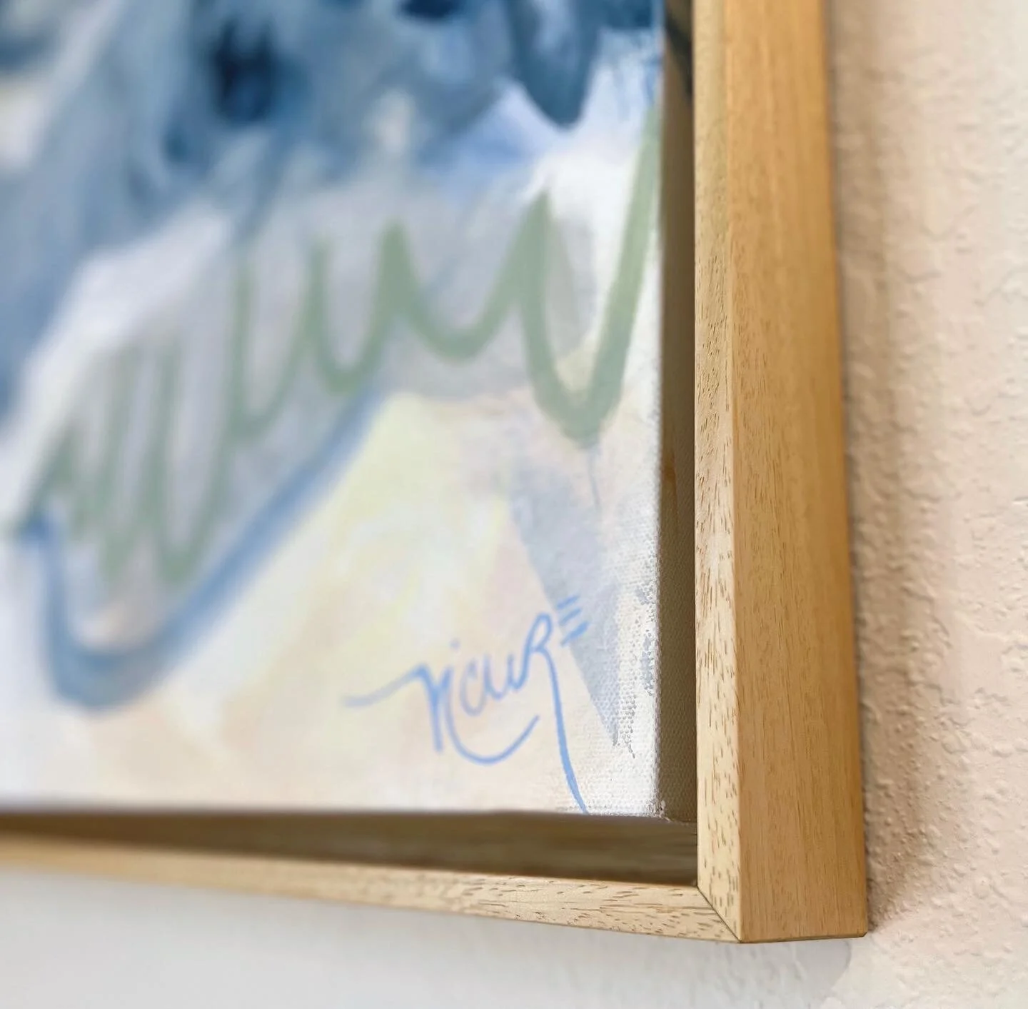 52B940B2-65EF-48D1-A9B2-9EABEDC53A57