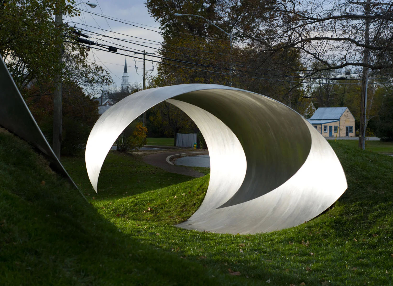 hess chestertown wave with shadow_1.jpg
