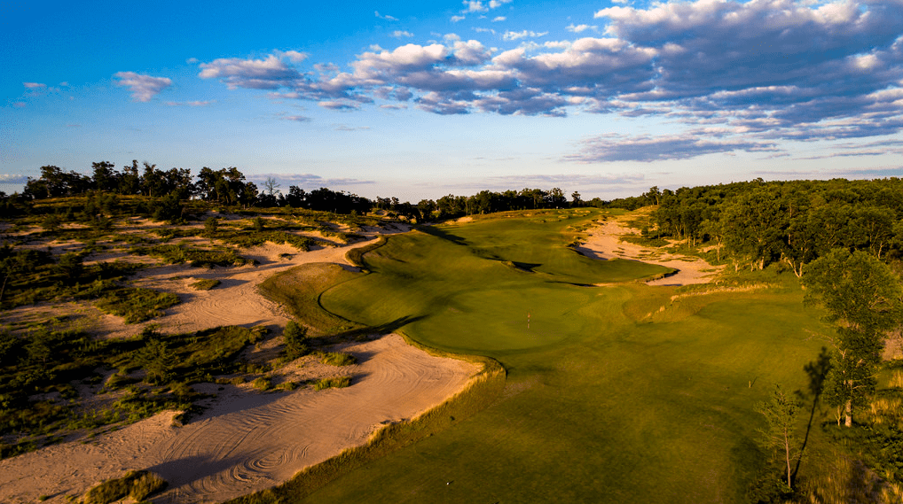 MammothDunes14-GreenBehind.png